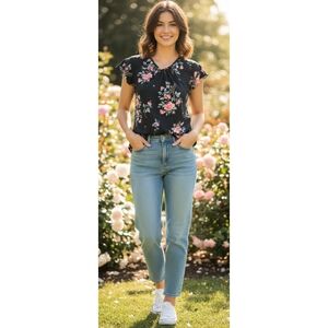 Flutter Sleeve Gathered V-neck Floral top Black Size S